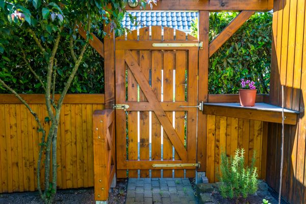 Wood Gate Repair in Mechanicsville