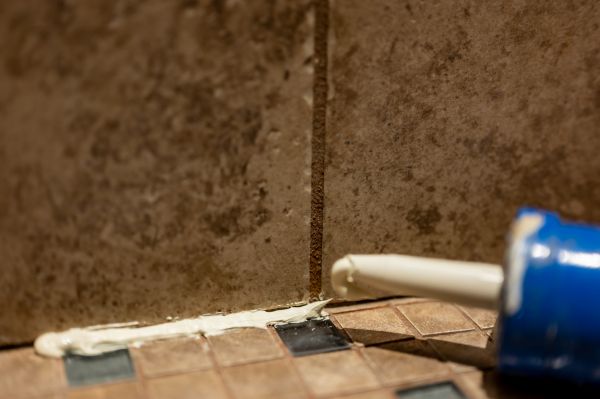 Shower Caulk Replacement in Mechanicsville